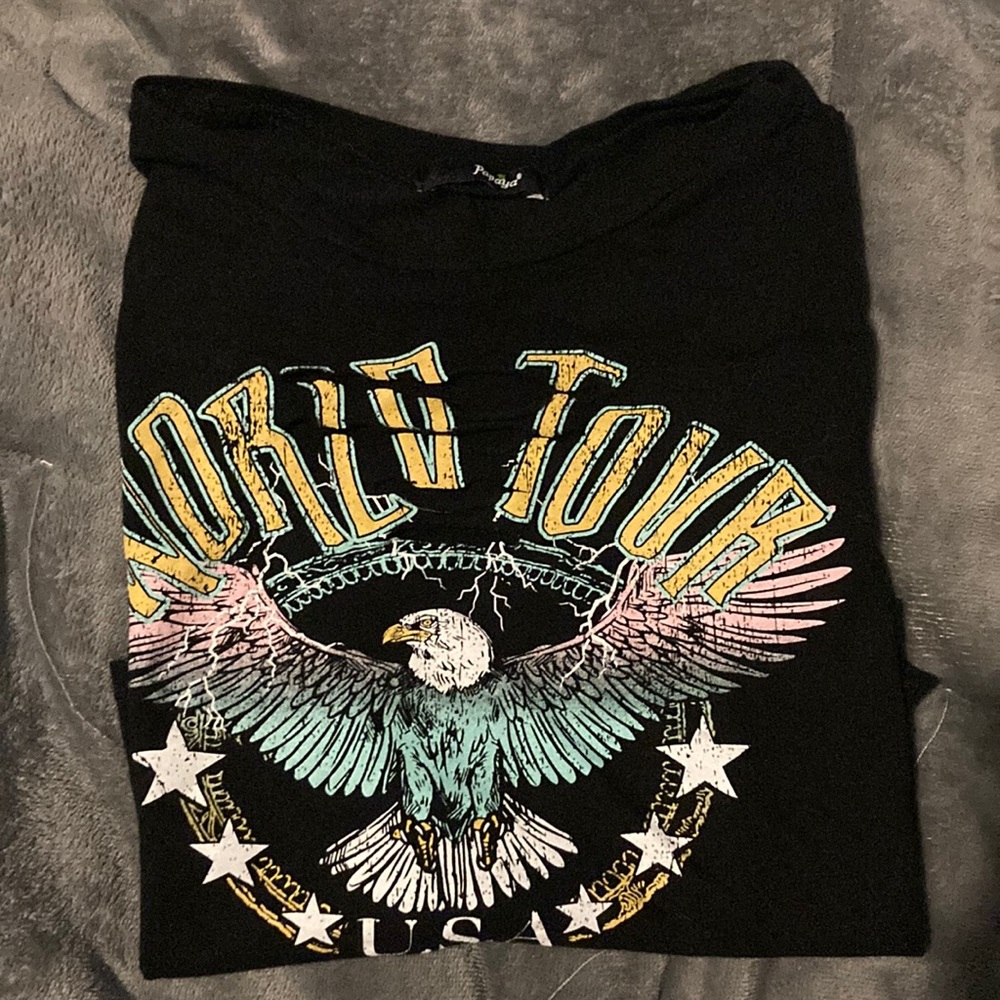 size small cropped tee